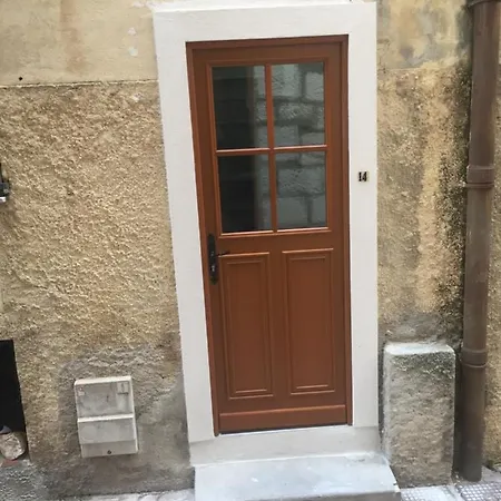 Le Noble In Scenic Sur * Villefranche-sur-Mer